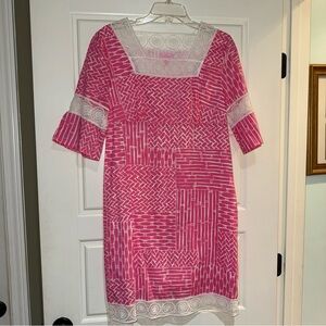 Lilly Pulitzer Geometric Pink and Cream Mini Dress m 10 lace crochet